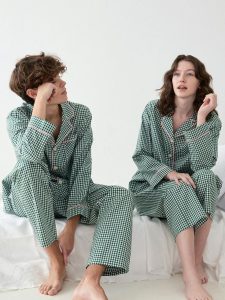 5 Mẫu đồ ngủ đôi nam nữ ý nghĩa tặng người yêu