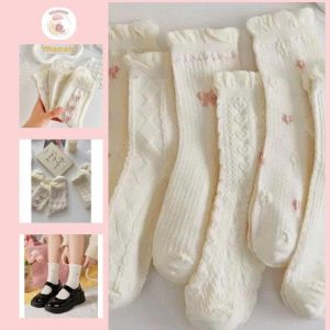 Tất Cao Cổ Màu Trắng Phối Họa Tiết Nơ Phong Cách Tiểu Thư Hàn Quốc